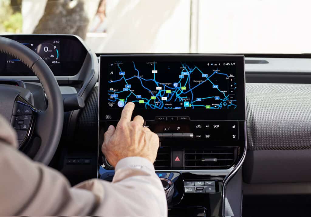 toyota-bz4x-2021-alternate-05_tcm-3033-2384130 elektromos autó fedélzeti alkalmazás